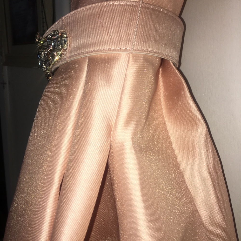 FORMAL DRESS - Picture 4 of 7